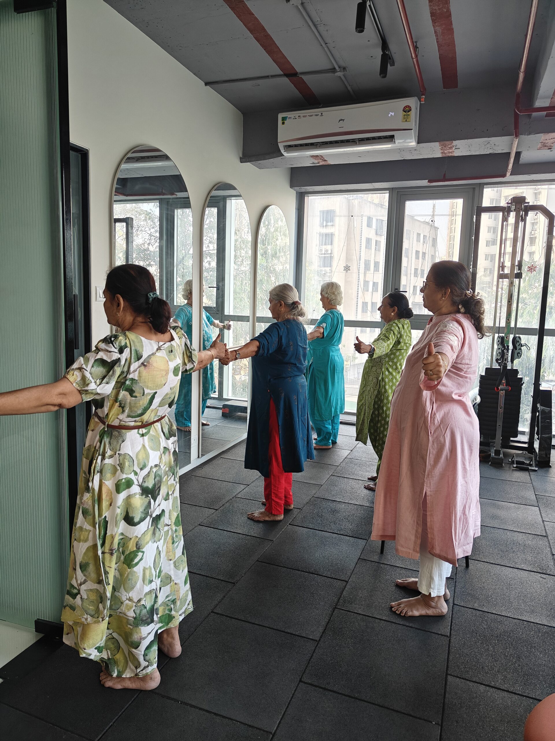 Group Exercise physiotherapy workshop for Senior citizen